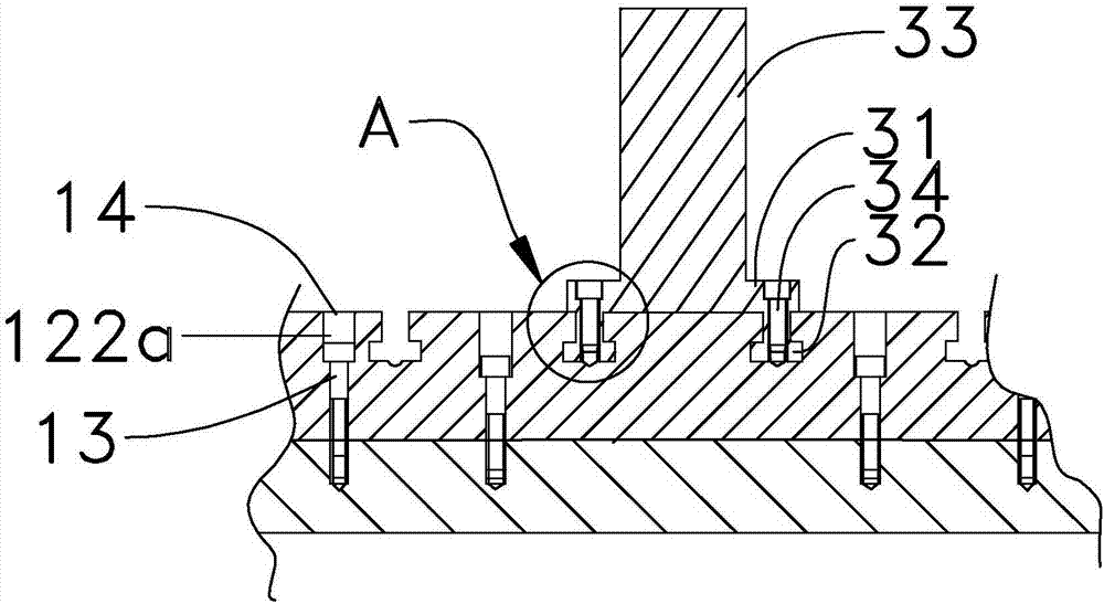 Carbon dioxide laser power feature measurement device with laser tube auxiliary clamping device