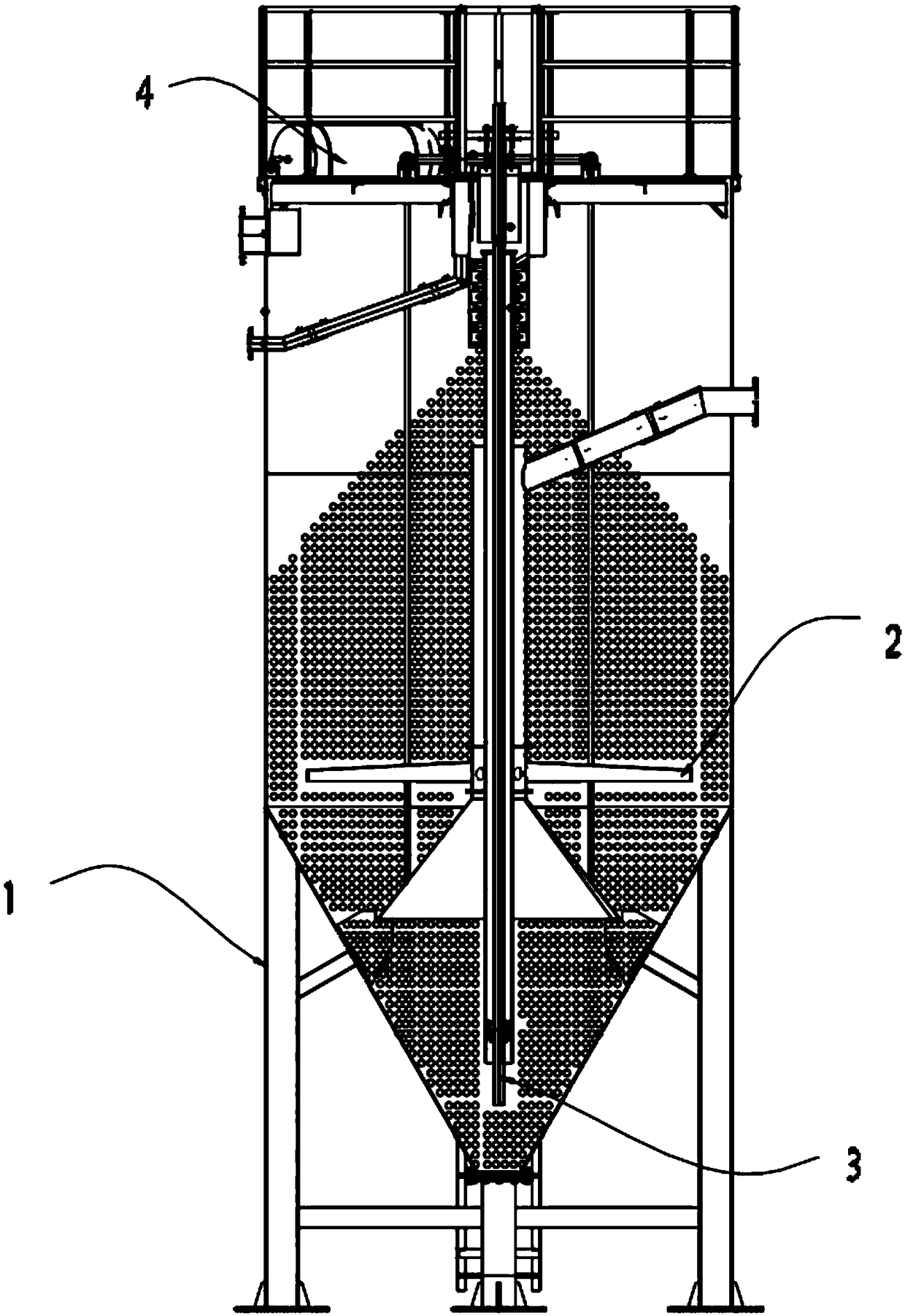 Continuous activated carbon filter device and operation method thereof