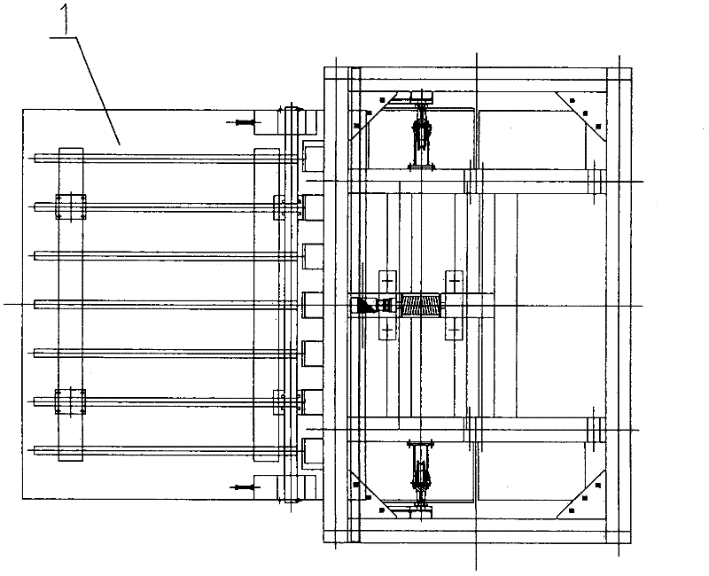 Weighing device of carbon extruder