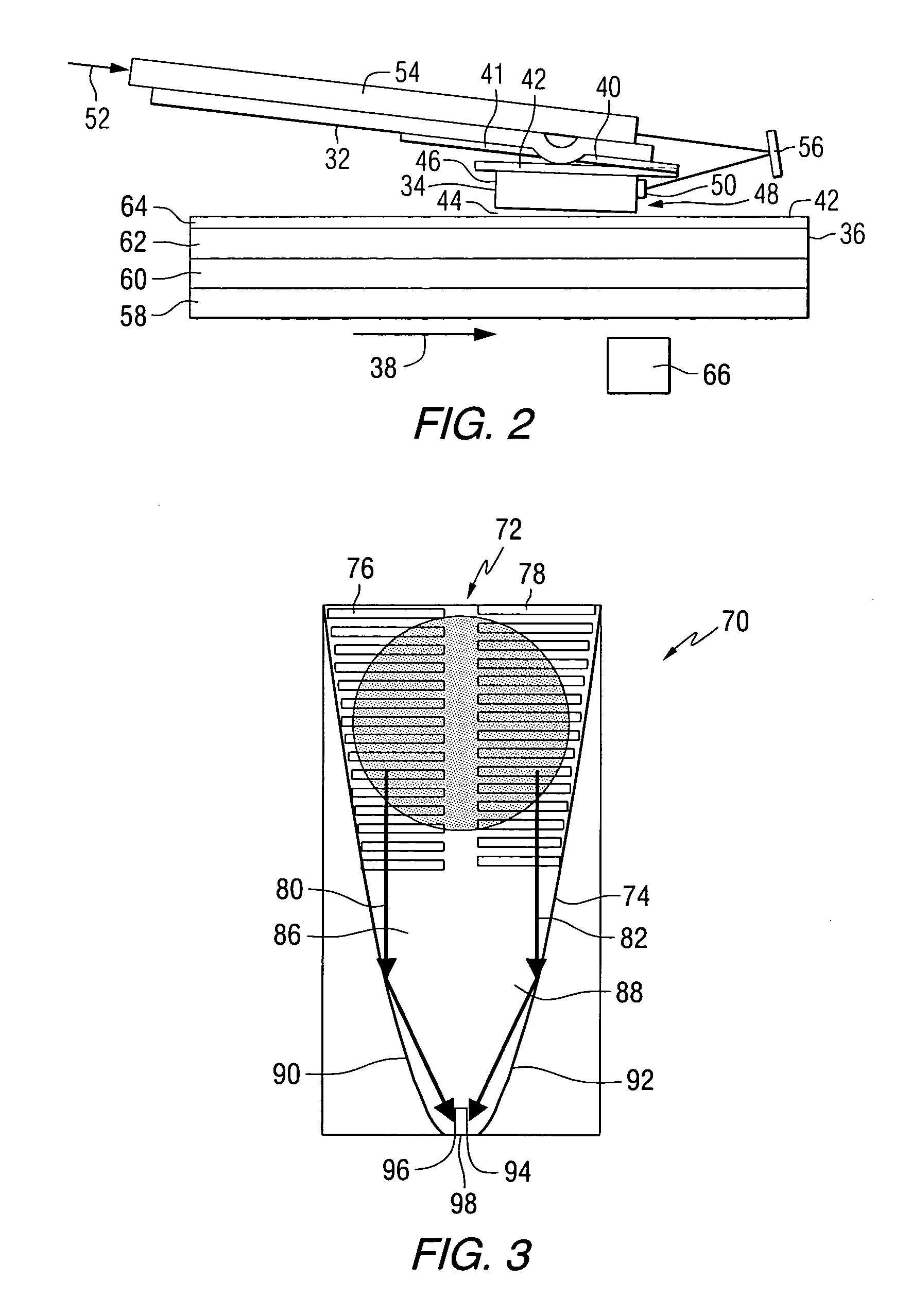 Optical recording using a waveguide structure and a phase change medium