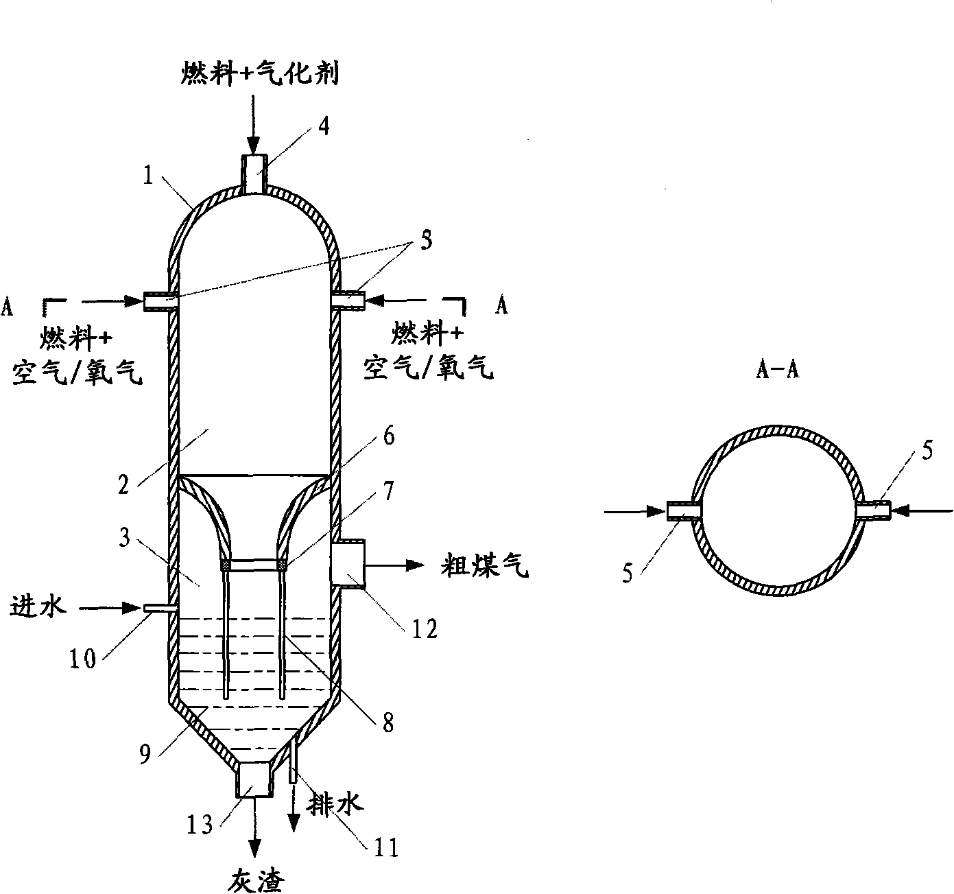 Staged powder spraying entrained bed gasification furnace and gasification method thereof