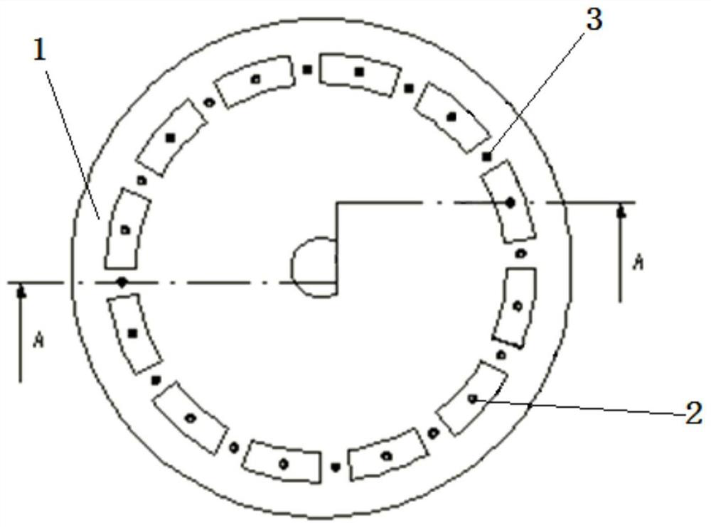 A slotted tooth combined seeding disc for high-speed seeding of small spherical seeds