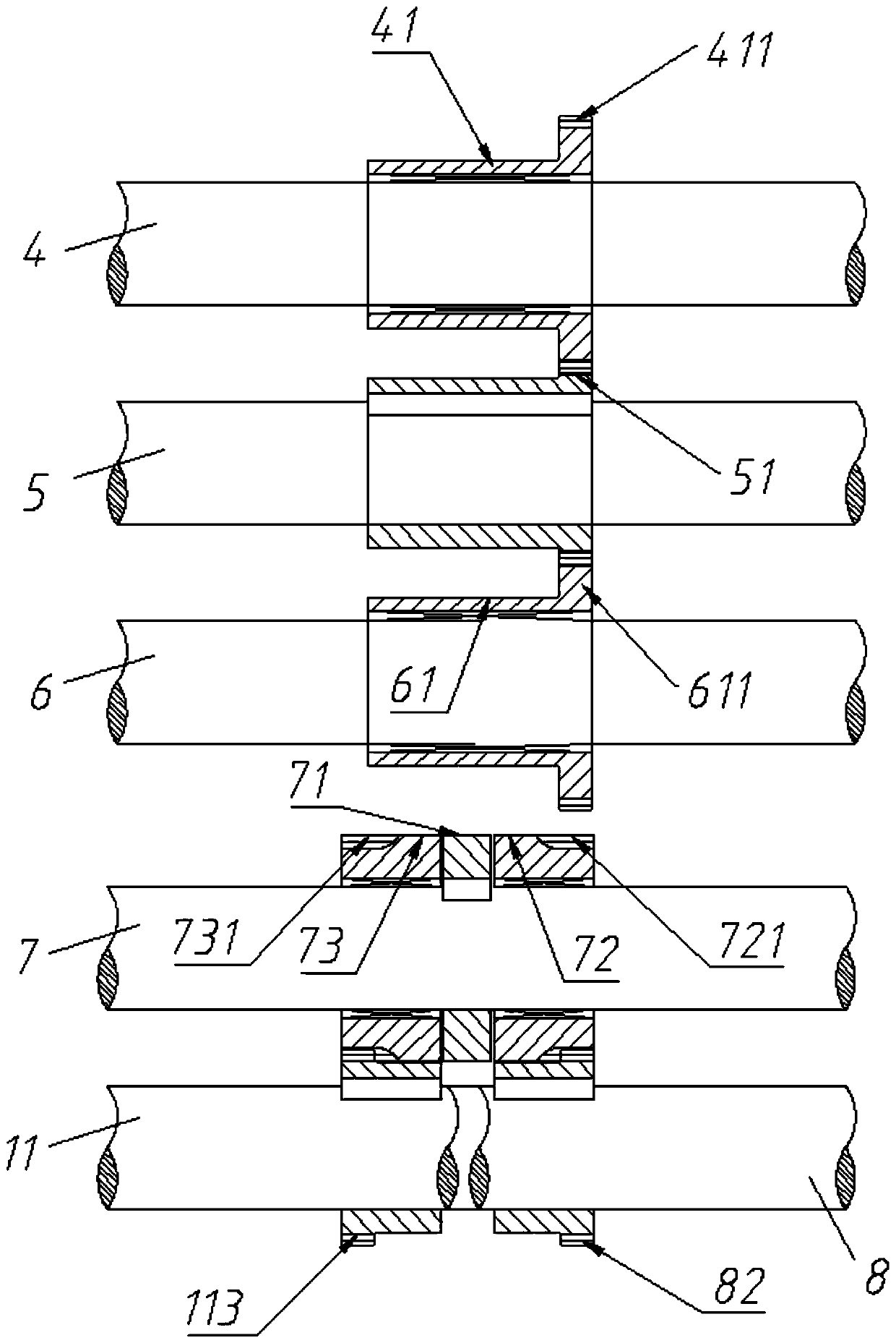 Dual-channel hollow spindle fancy yarn forming device and method