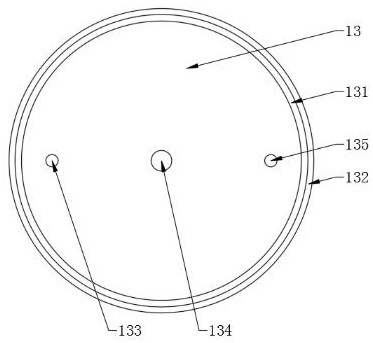 Underwater large-scale oil-water replacement oil storage and discharge method suitable for offshore oil development