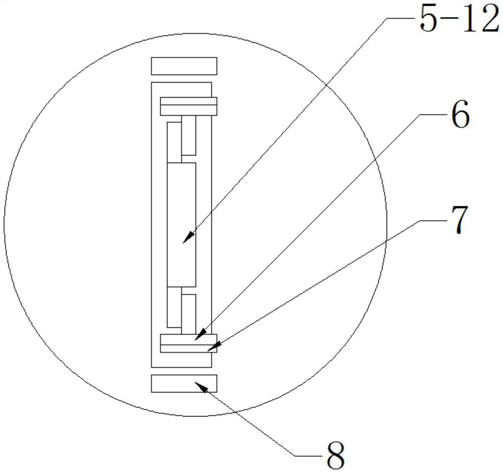 Roller driving mechanism in roller classificator for processing