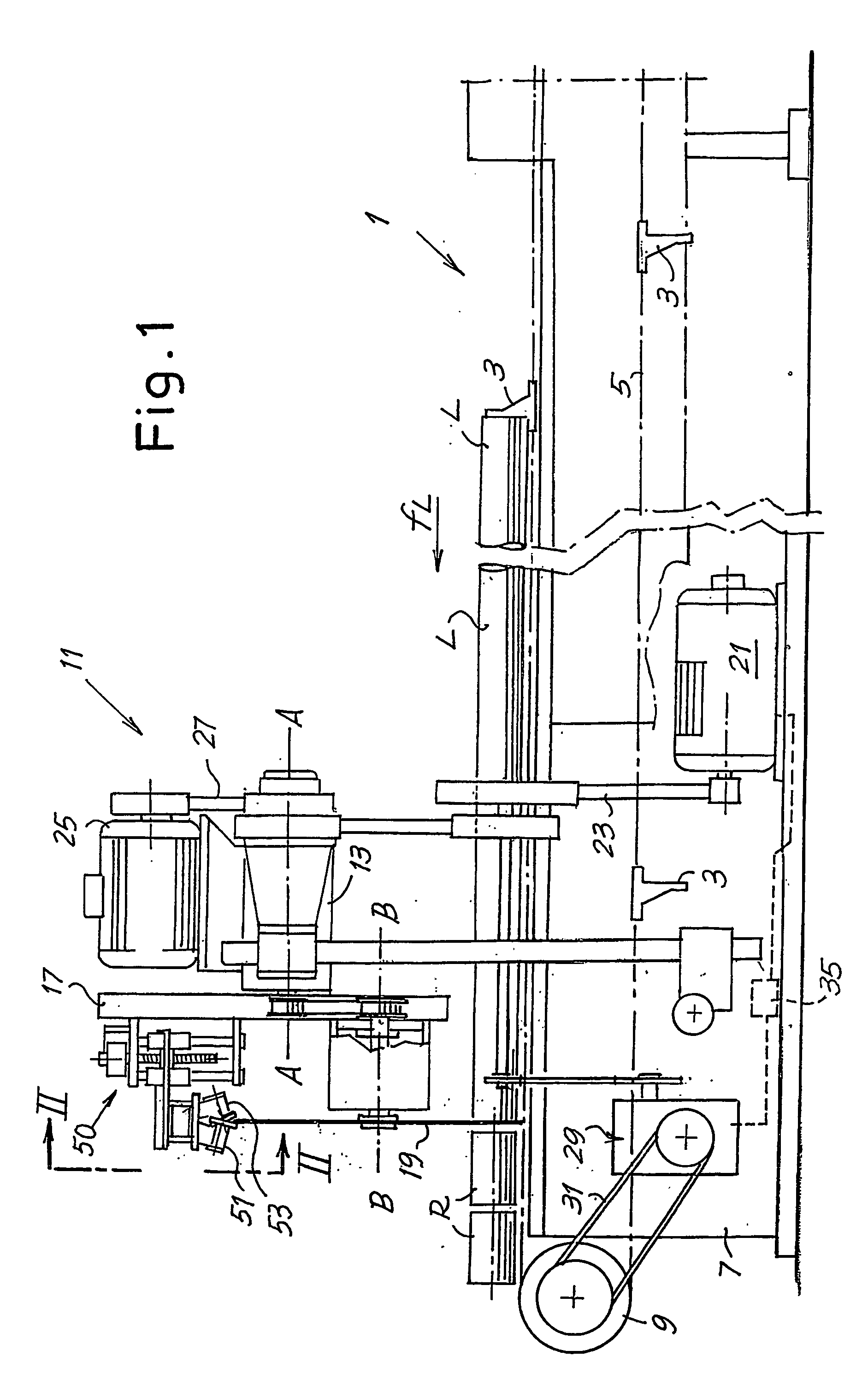 Sharpening unit and cutting machine comprising at least one blade and said sharpening unit