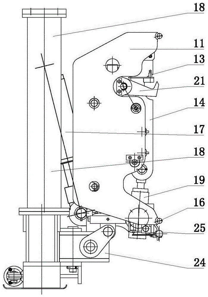 Clamp device for opening electrolytic cell cover plate