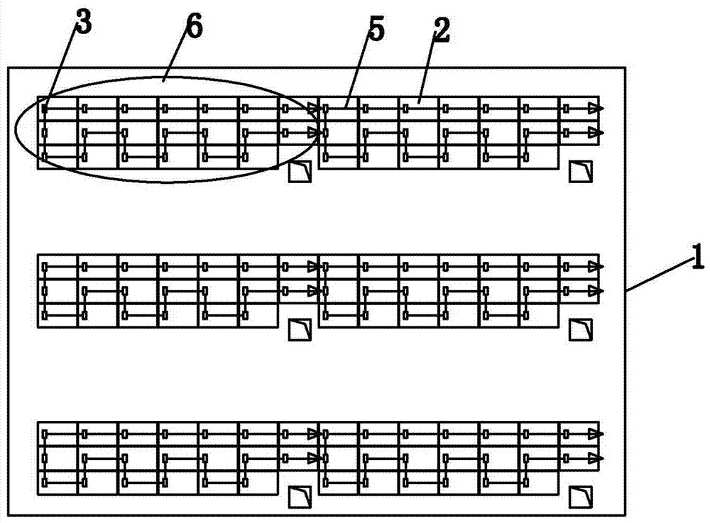 Photovoltaic module with novel battery string connection structure