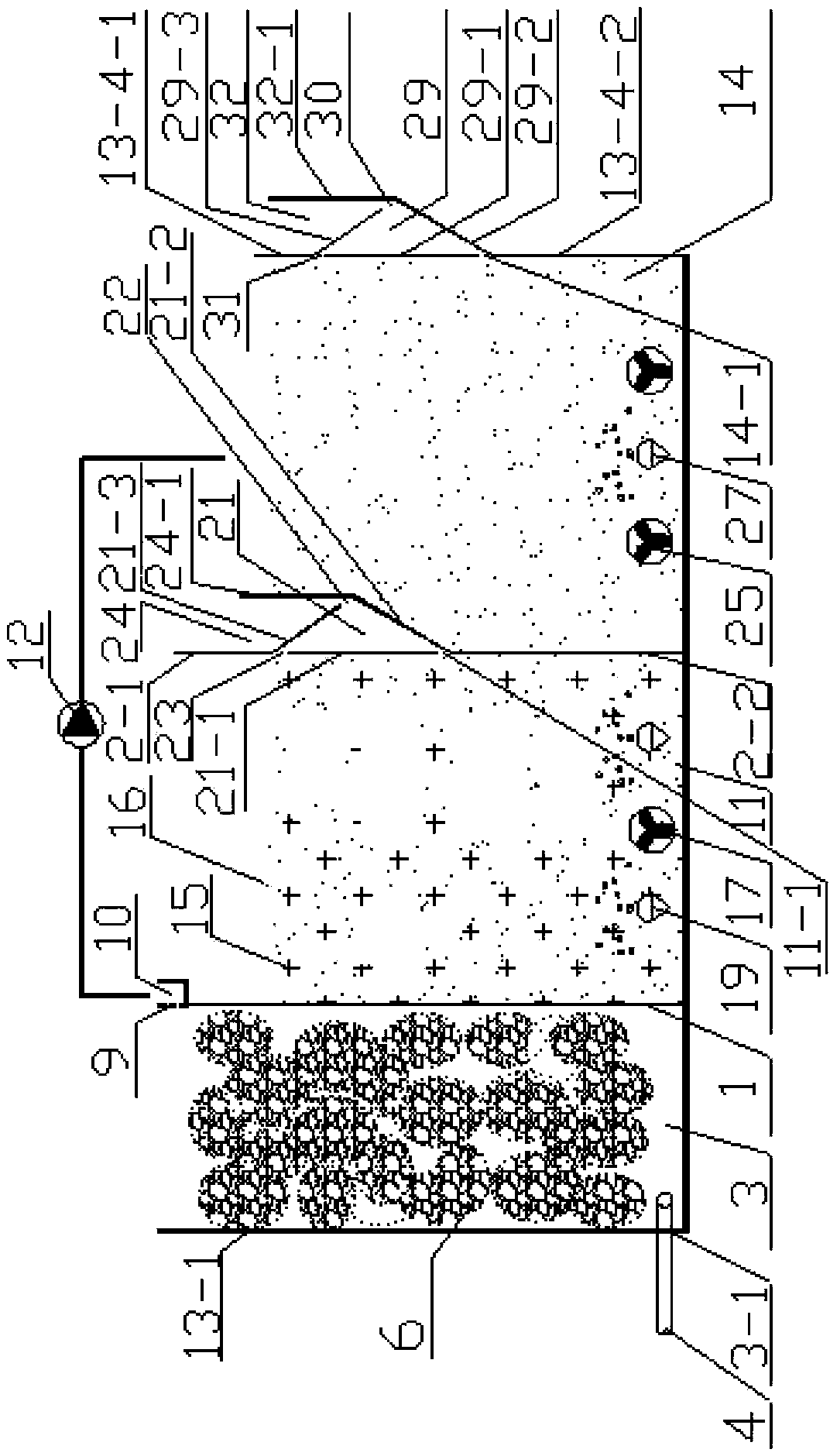 Device for adsorbing, degrading and denitrifying simultaneously to improve removal rate of total nitrogen in gasified wastewater and method for treating waste water