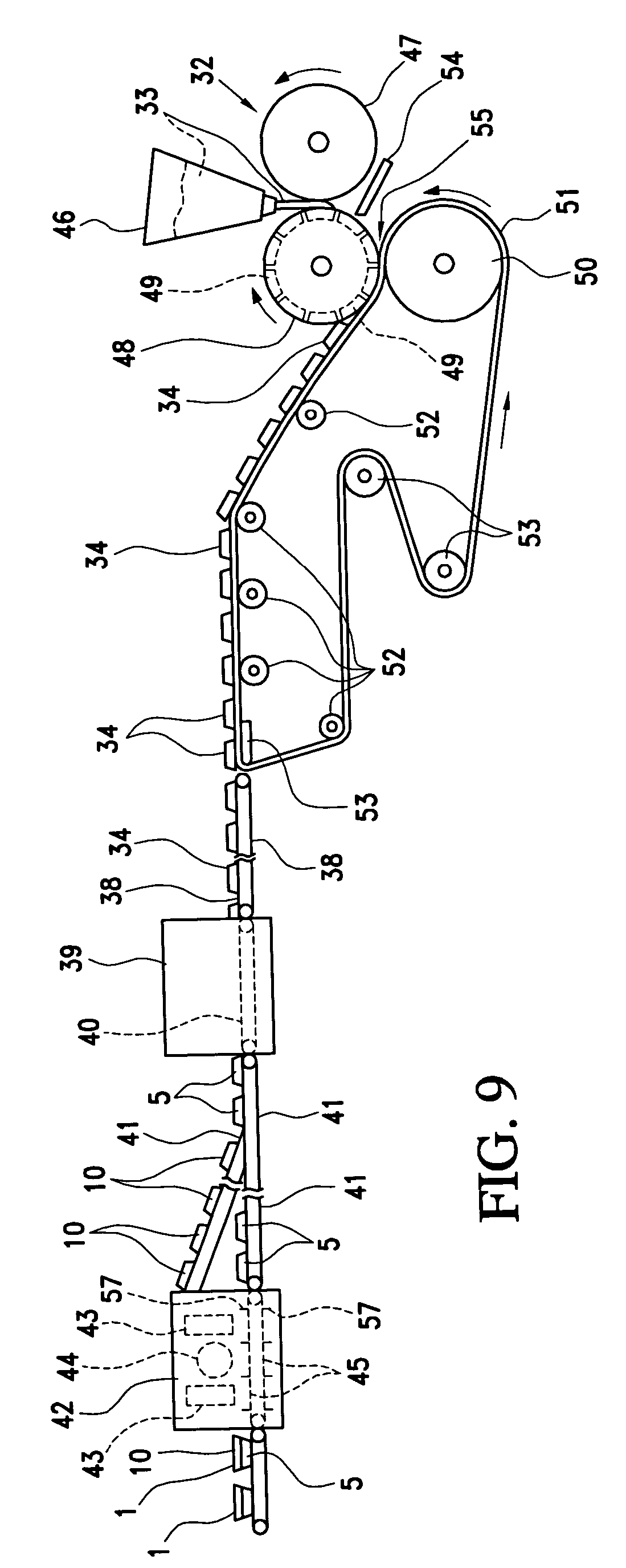 Apparatus and method for producing sandwich cookie having dissimilarly-sized base cakes