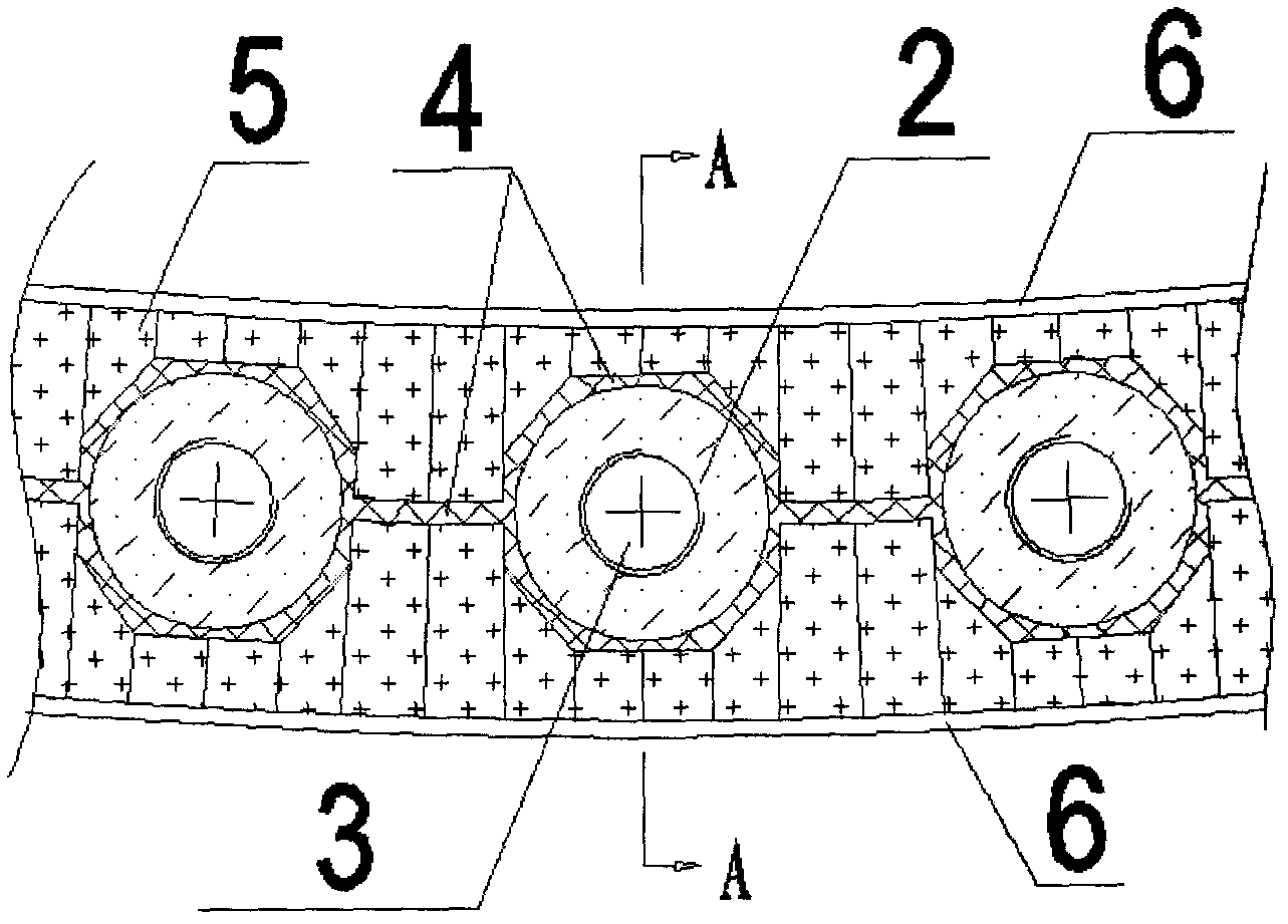 Blade root structure of wind power blade