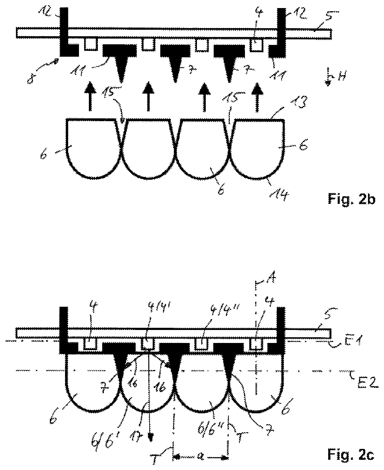 Illumination apparatus for a vehicle with light sources, guide elements and optical separation function