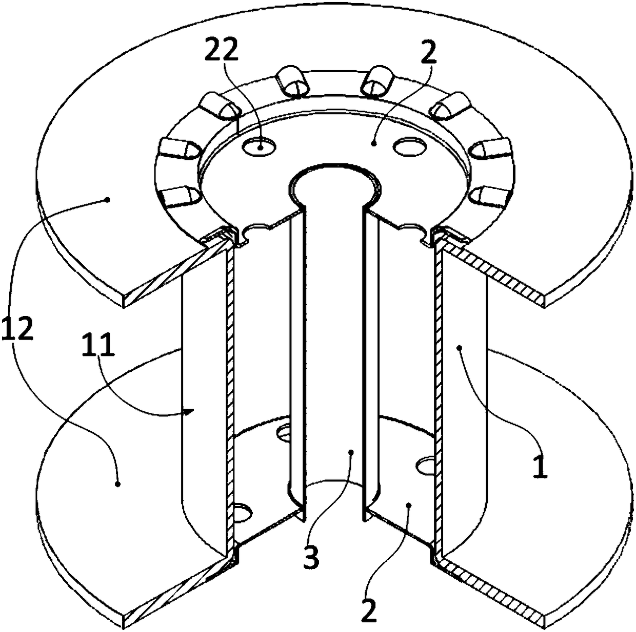 Reinforced spool and manufacturing method thereof