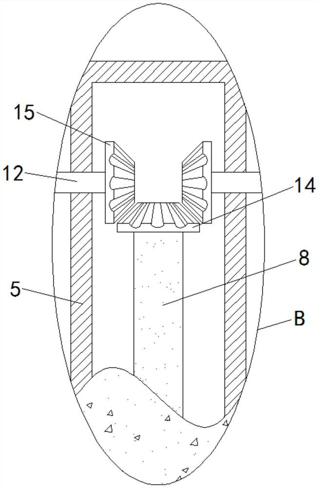 Energy-saving crushing device for caked materials in boiling dryer