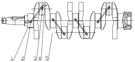 Design method of angle of oil hole in process of medium-frequency quenching of crankshaft