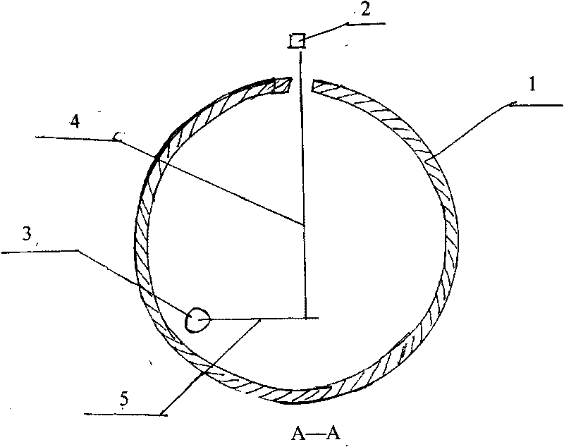 Internal emptying device for solar water heater