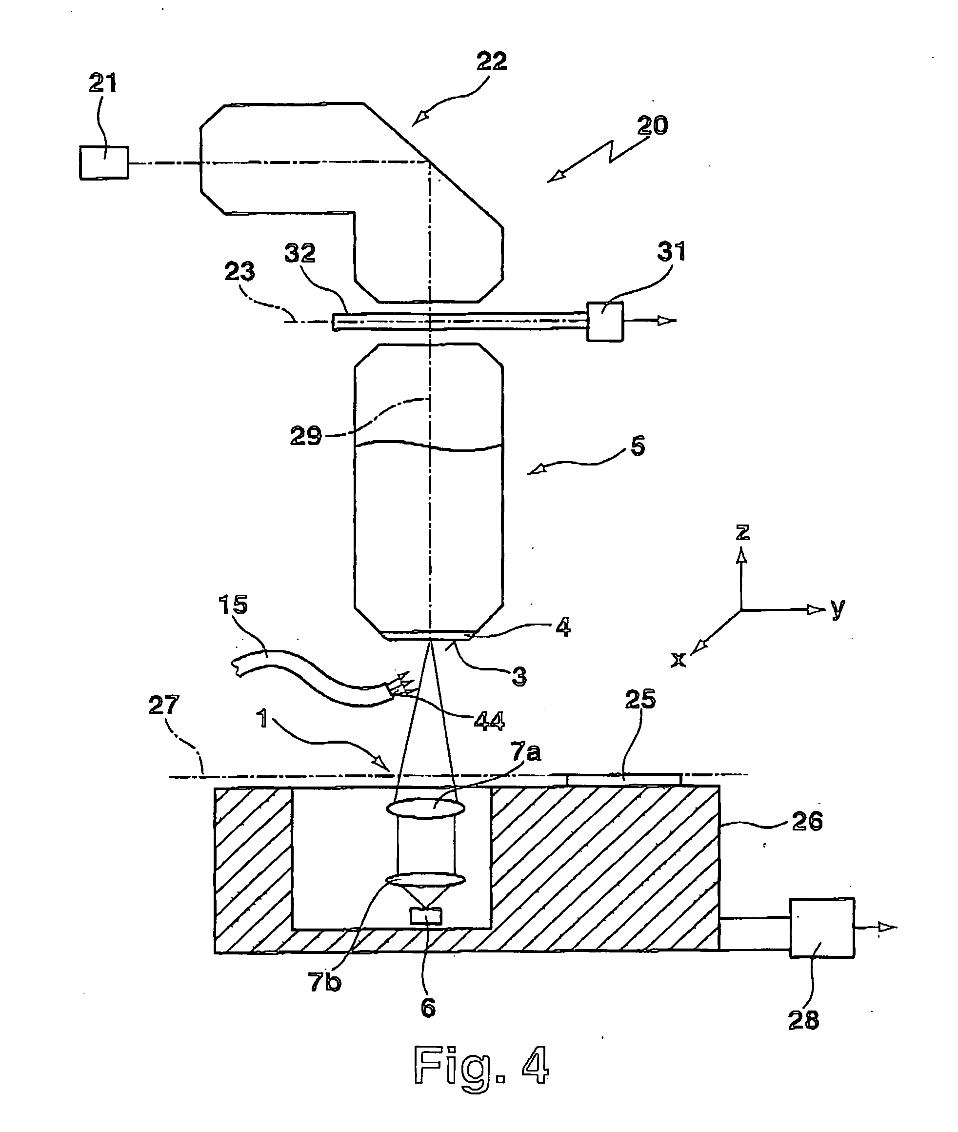 Devices and methods for inspecting optical elements with a view to contamination