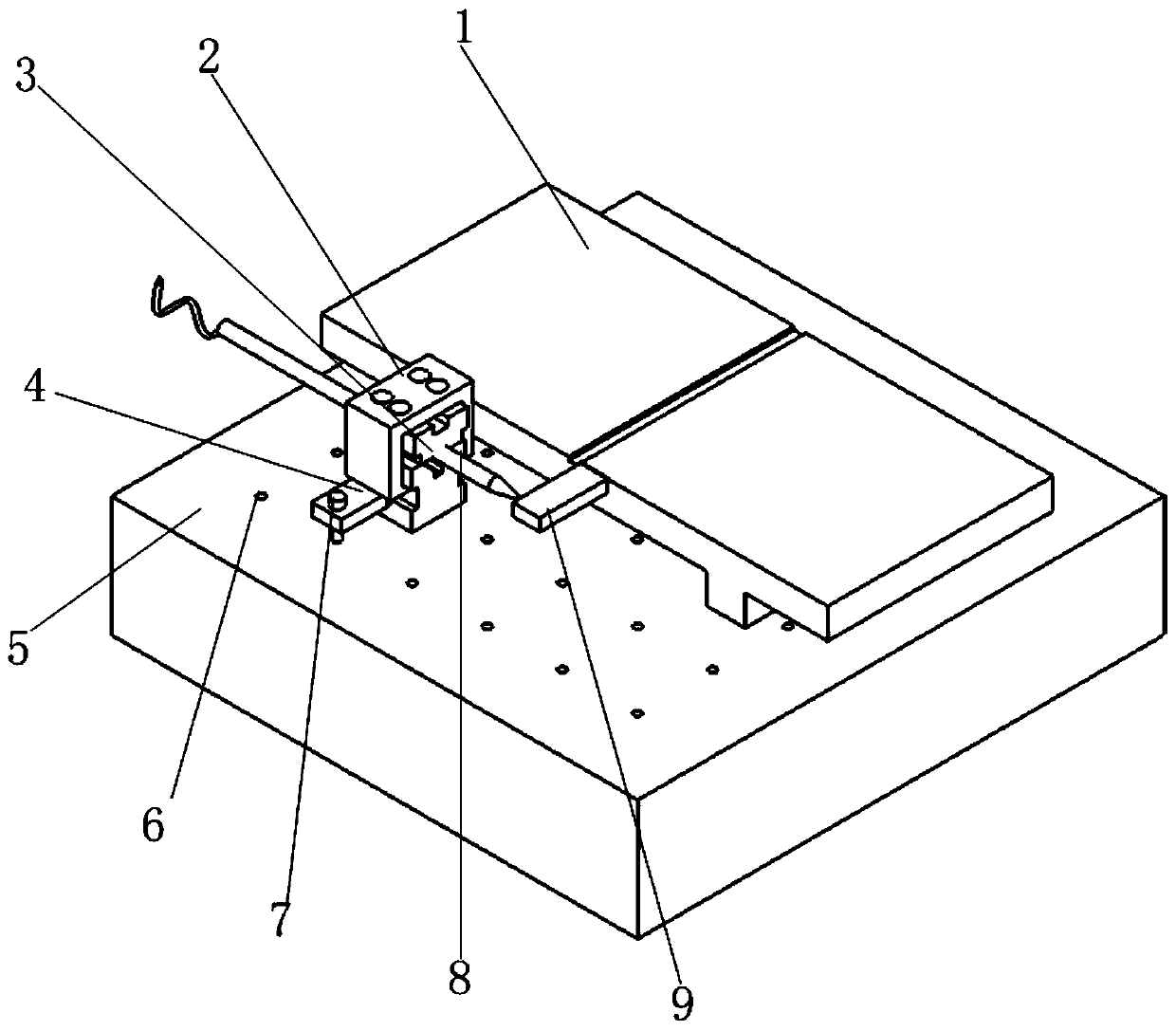 An experimental device for measuring the critical point of thermal deformation of a CNC machine tool bed and its determination method