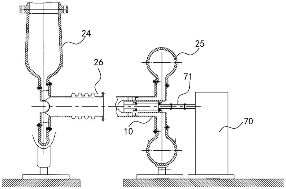 Centering structure and turbine test device having the same