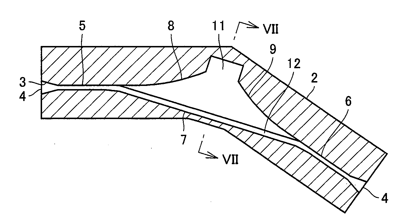 Device for measuring compressive force of flexible linear body