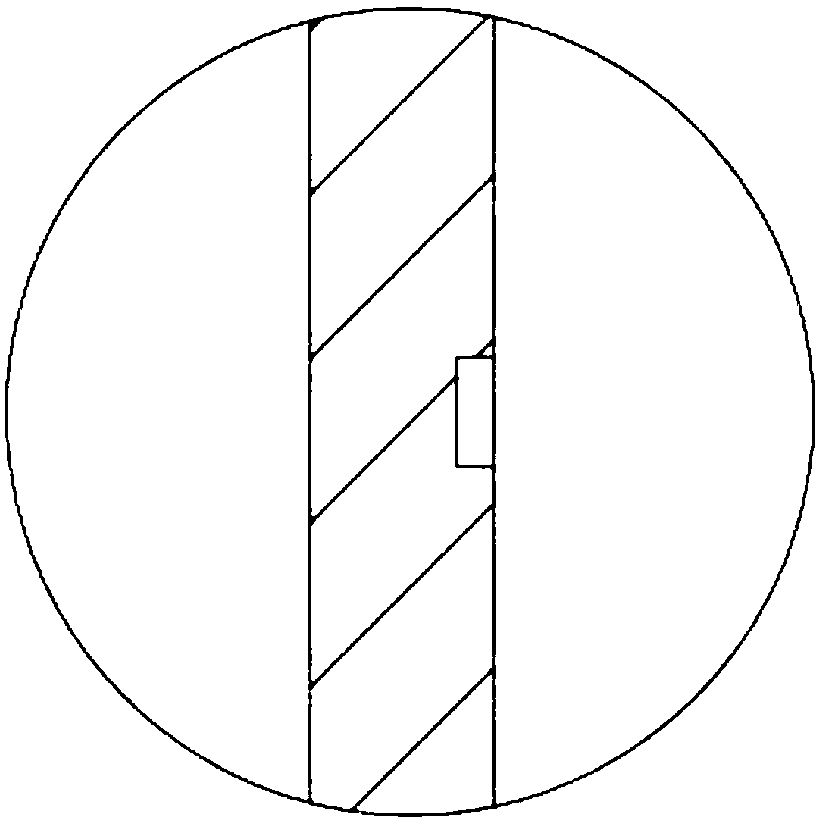 Reaction plate of microreactor of eccentric circle structure