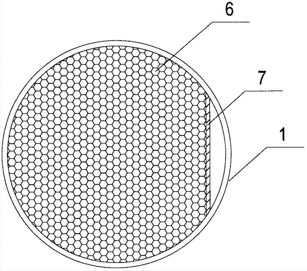 Thin-hole sieve-plate-typed bubble column