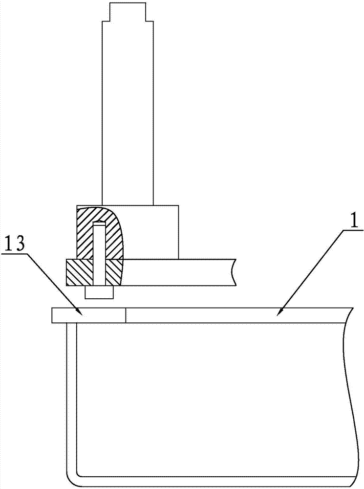 Polycrystalline ingot casting anti-arcing furnace crucible cover plate and use method thereof