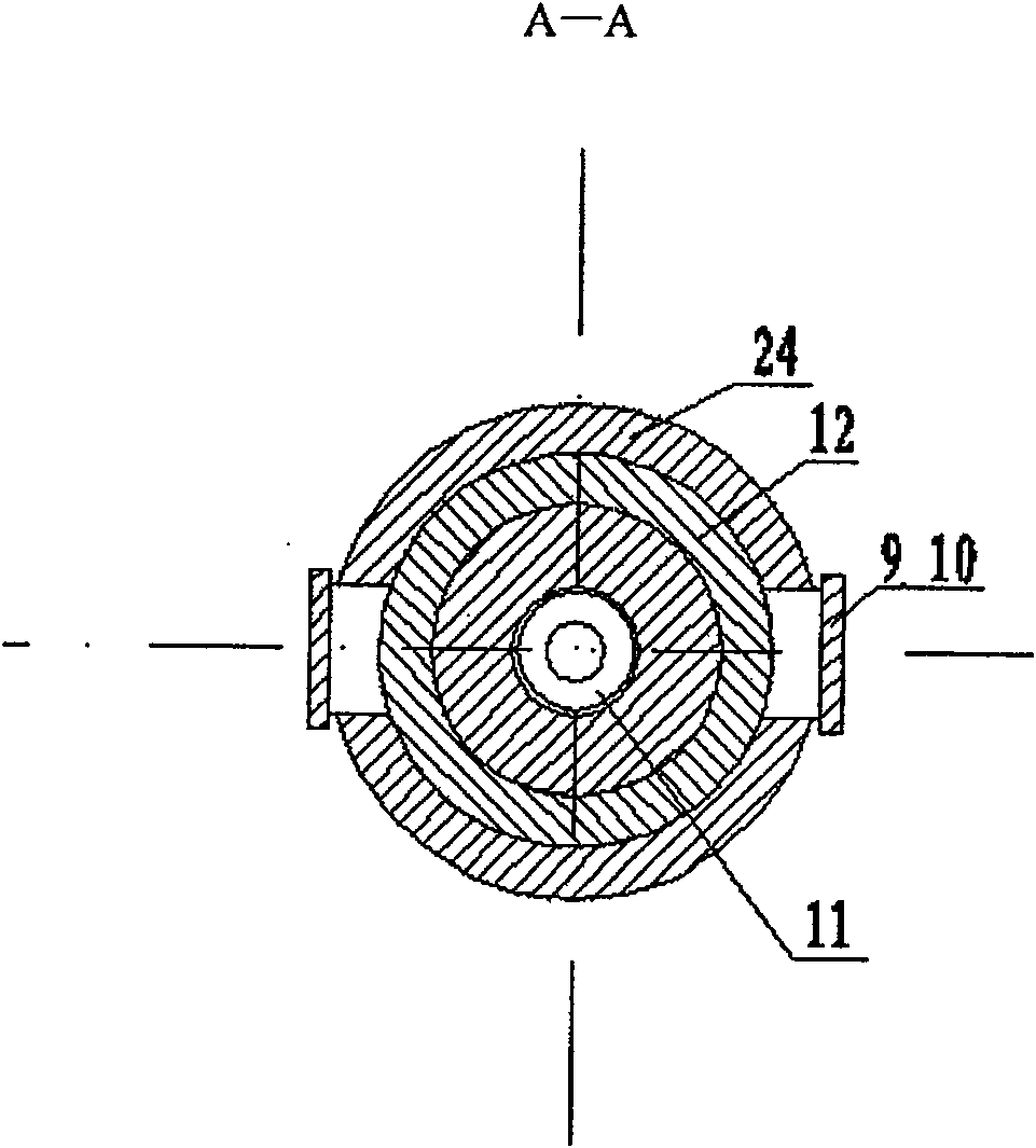 Flat-plate type broad frequency sensor for power transmission engineering