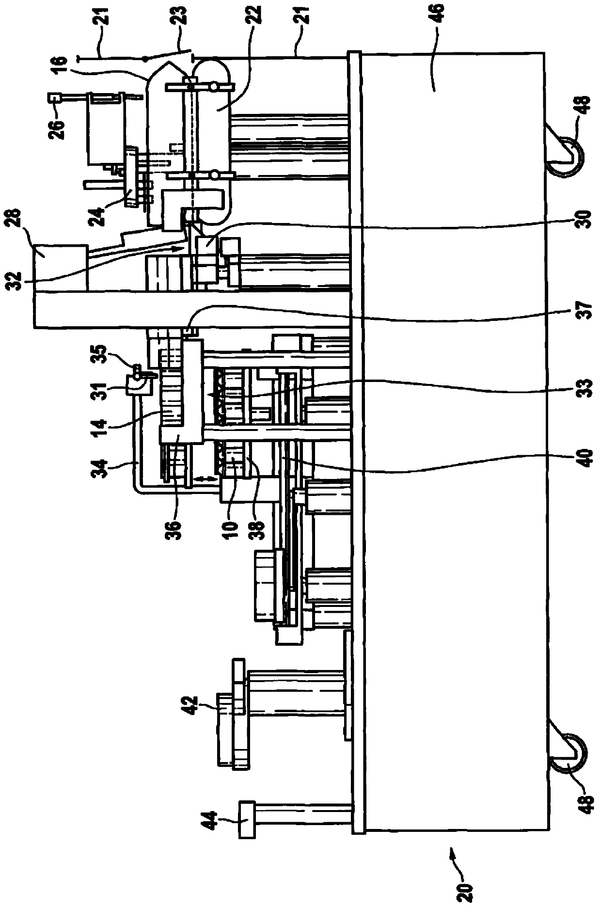 Apparatus and method for preparing containers from tray-enclosed trays