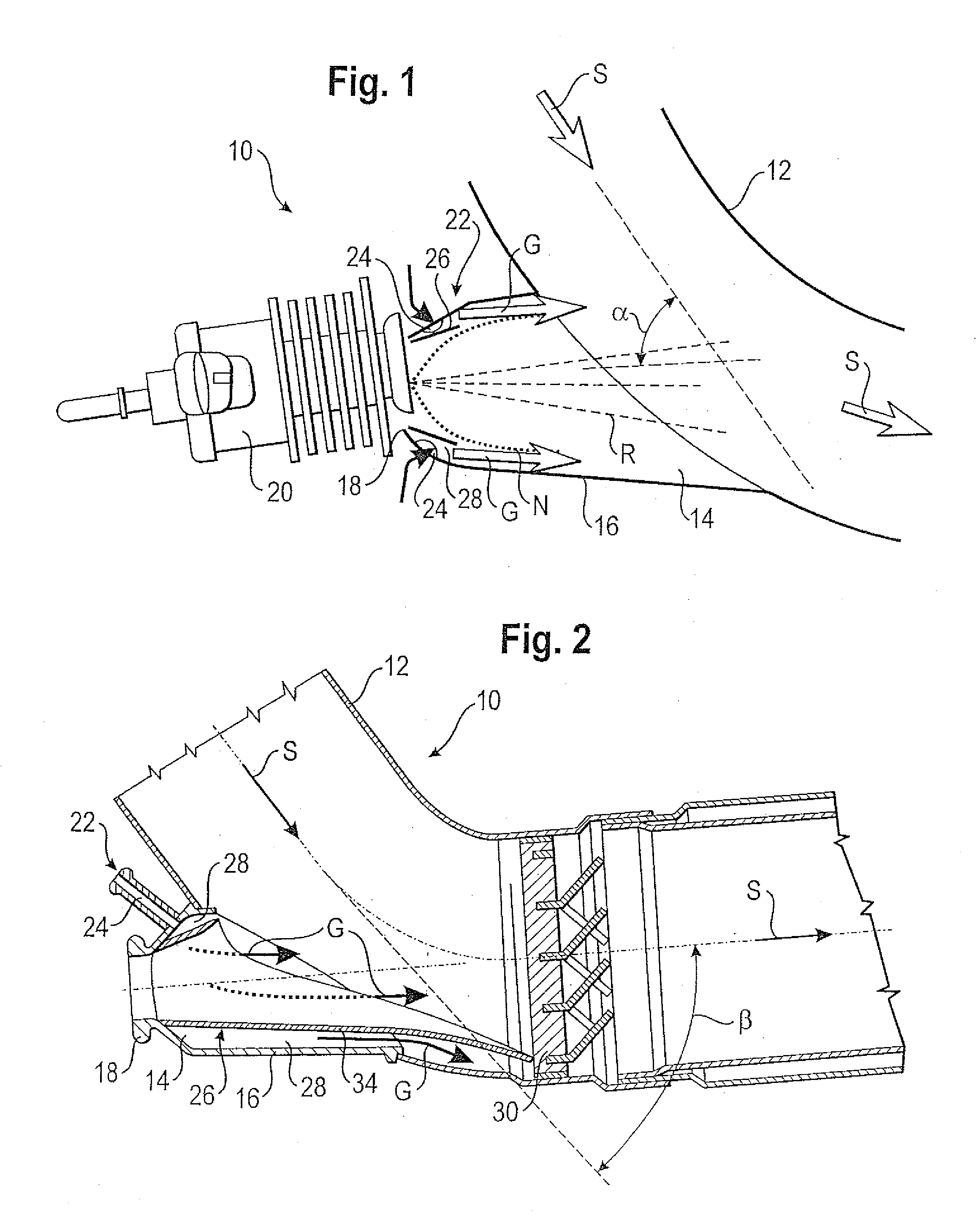 Assembly and Method for Introducing a Reducing Agent into the Exhaust Pipe of an Exhaust System of an Internal Combustion Engine