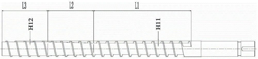 Injection molding machine and injection screw thereof