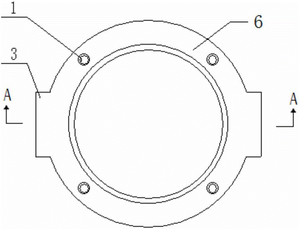 Tail rotor variable distance outer sleeve of helicopter