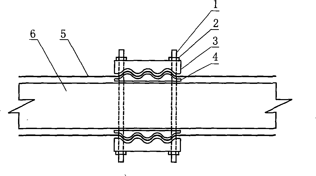 Construction method for two-side reinforcing engineering structure