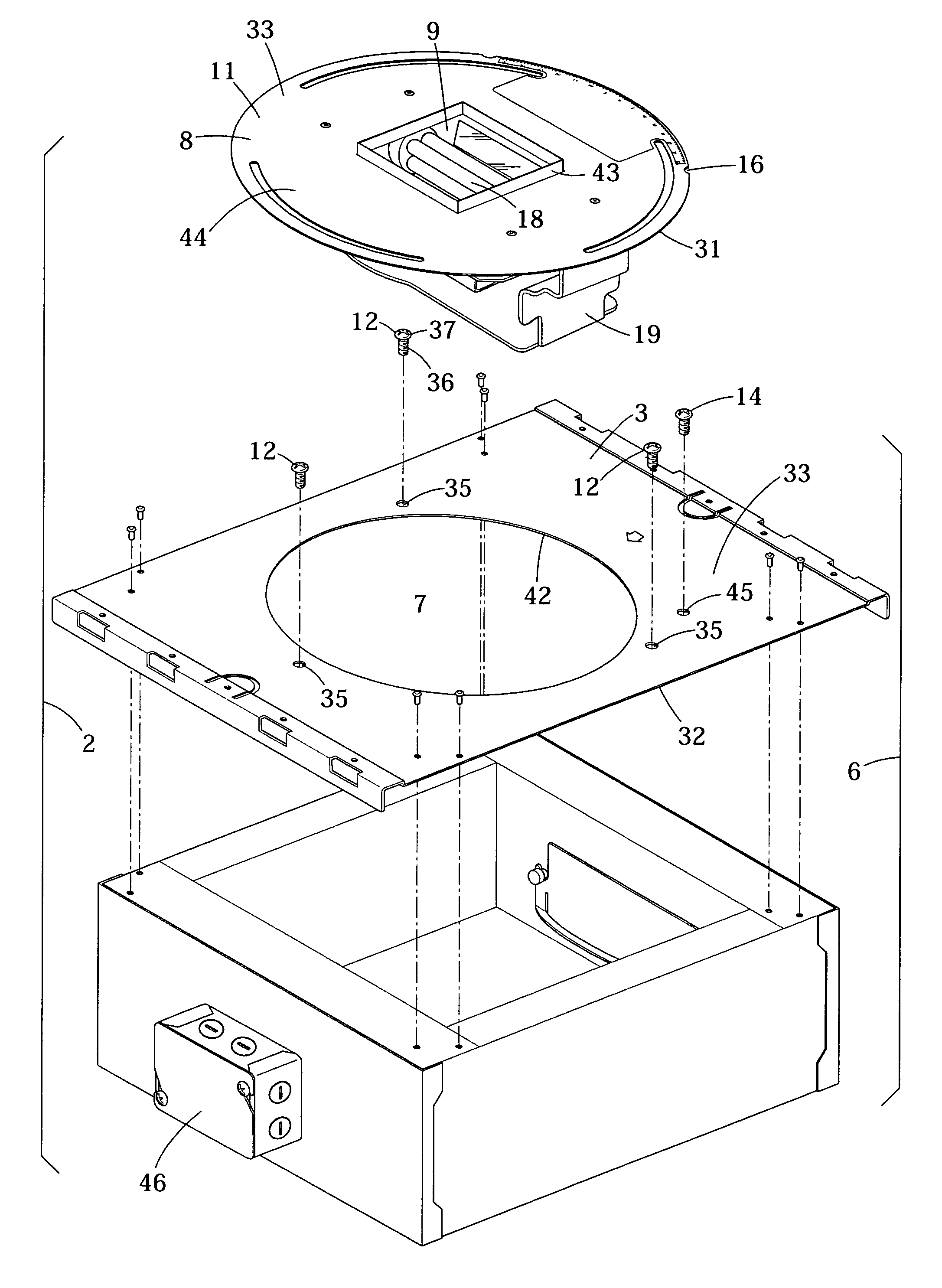 Recessed light housing with a rotatable aperture
