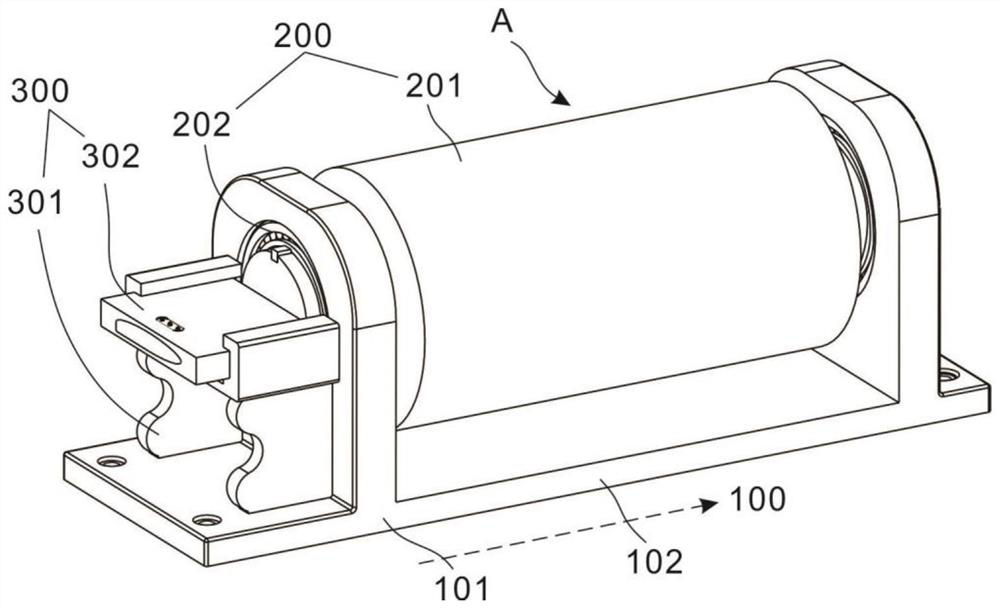 A draft self-twisting device and its ring spinning frame