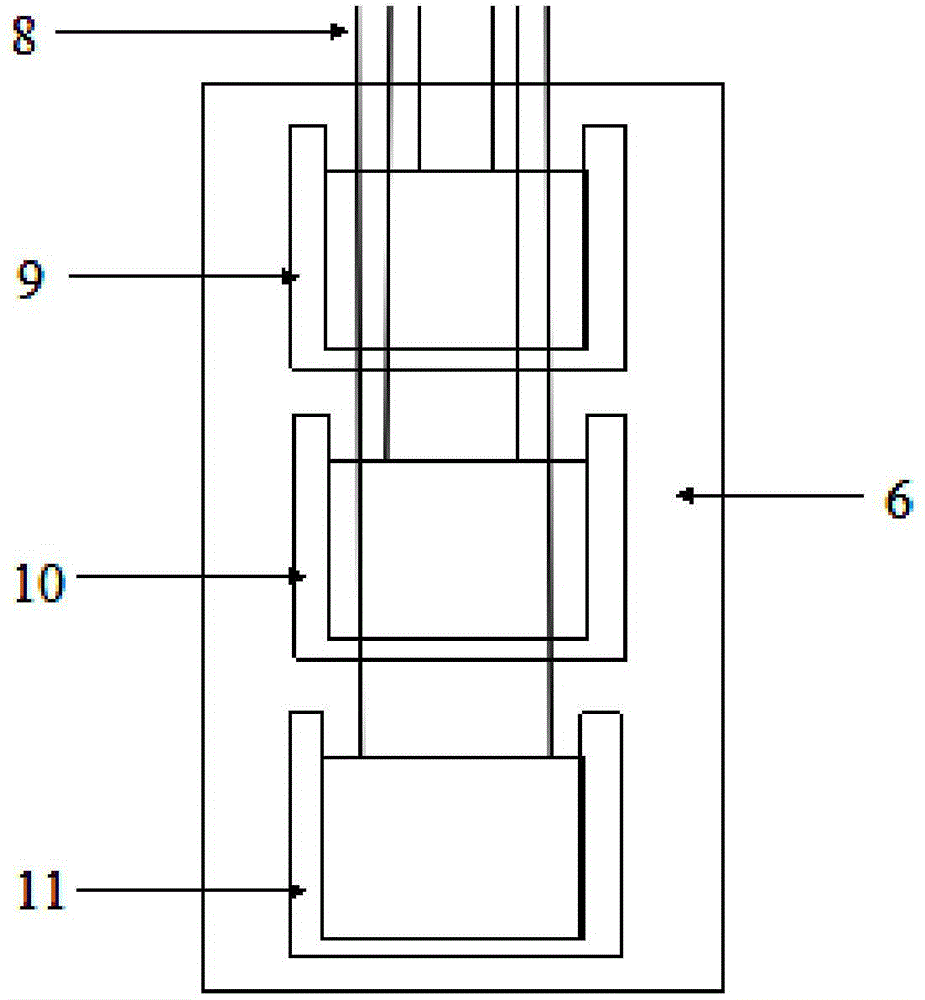 Layered flood-discharging and sediment-flushing device for reservoir