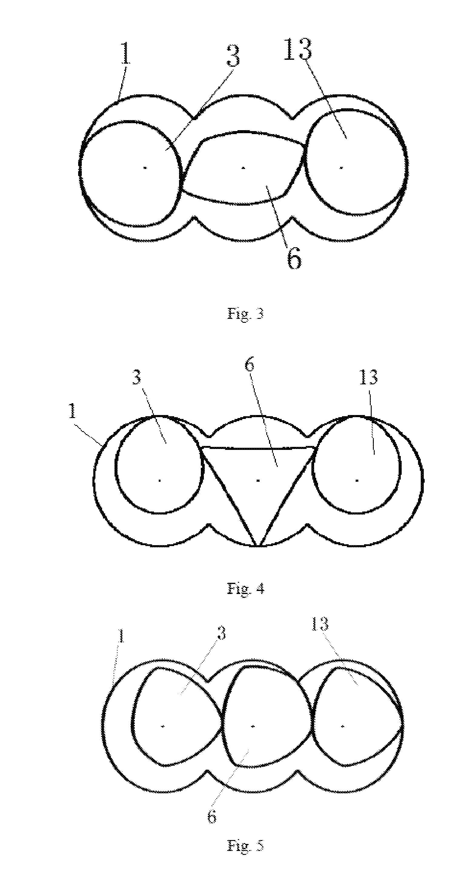 Self-cleaning plasticizing venting and extruding apparatus by co-rotating non-twin multi-screws and method thereof