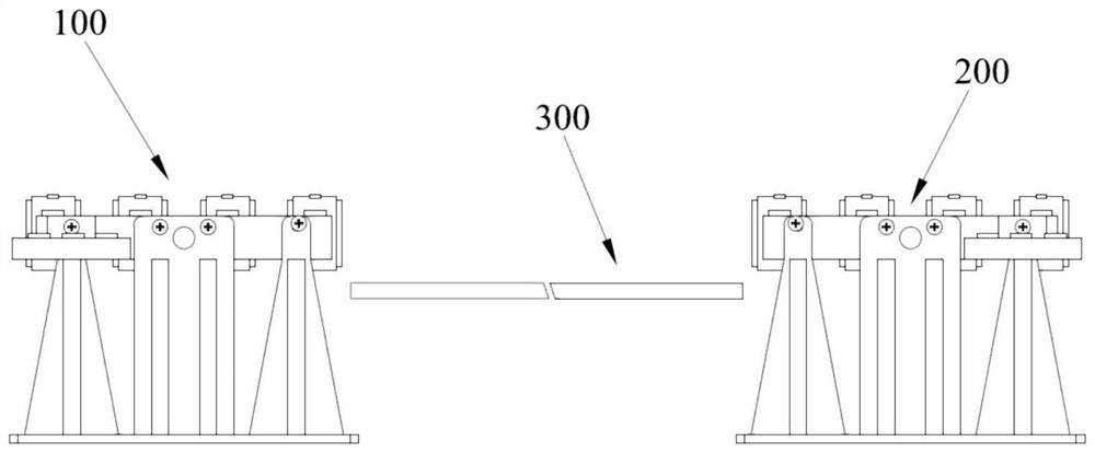 Shuttle drive assembly for loom and loom