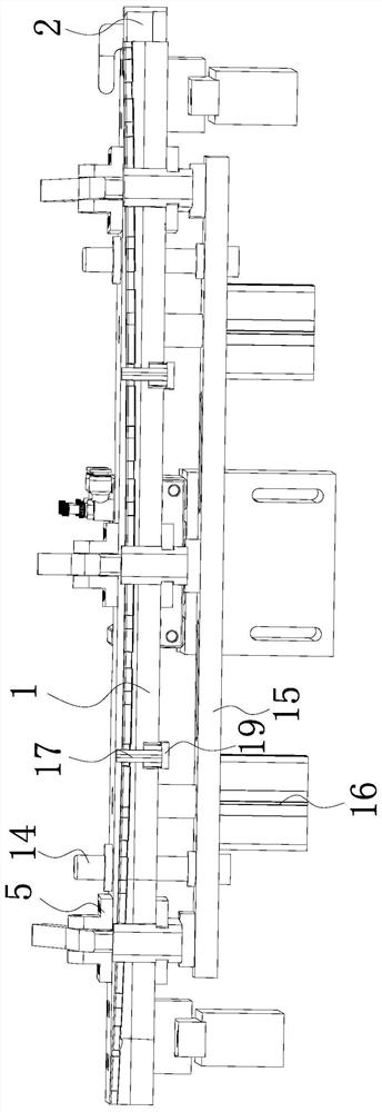 A feeding and clamping mechanism