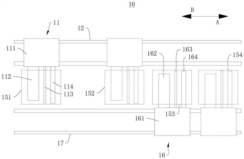 Battery core continuous winding device and battery core continuous winding method