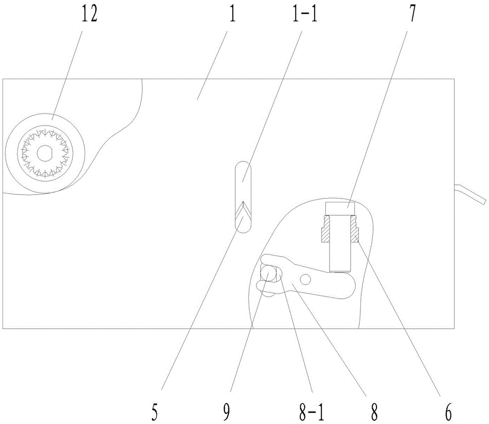 Cutting machine for cutting continuous bills into single pieces