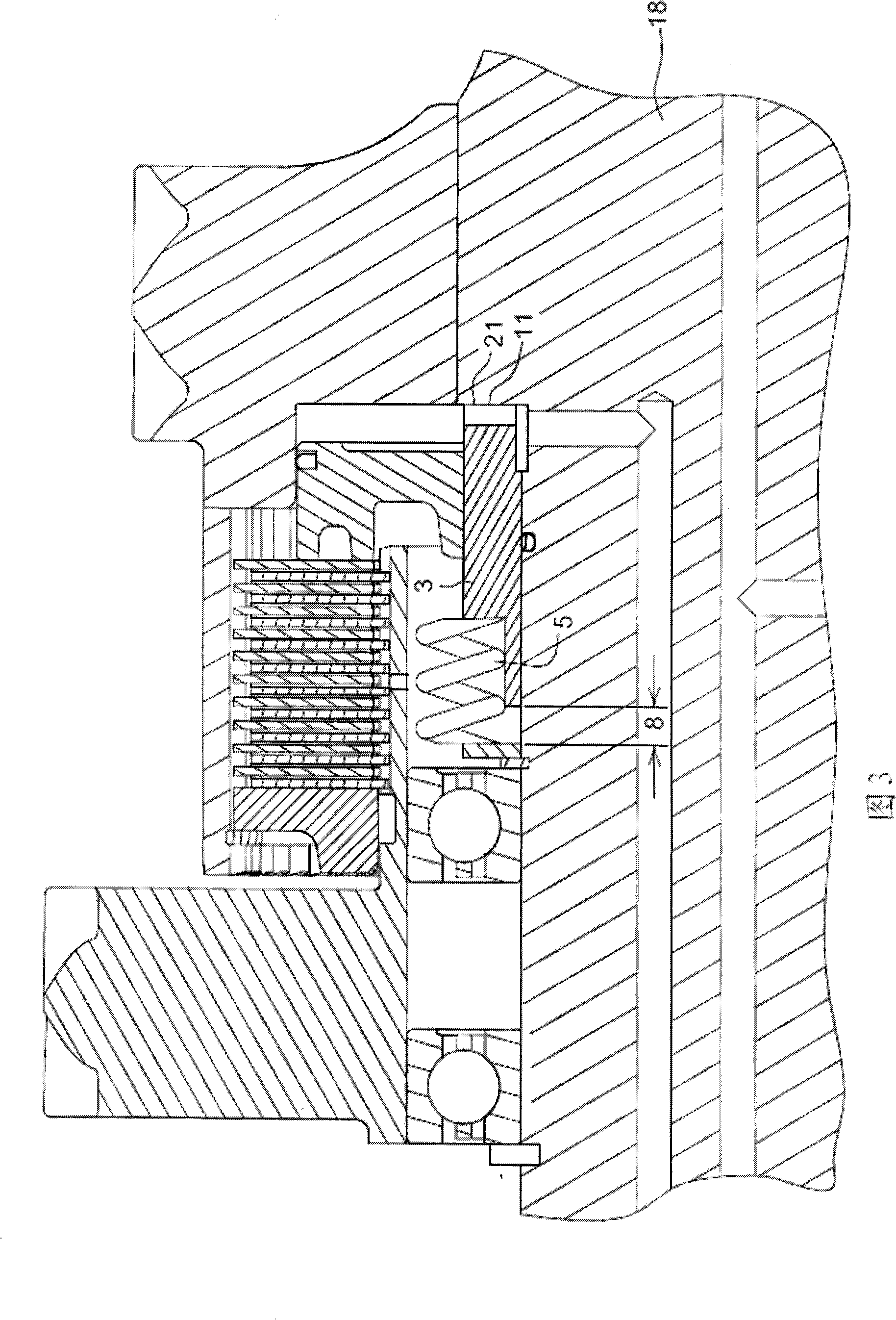 Powershift transmission clutch system with a predetermined running clearance