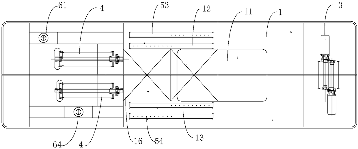 Silt dehydration device and desilting and silt drying ship provided with same