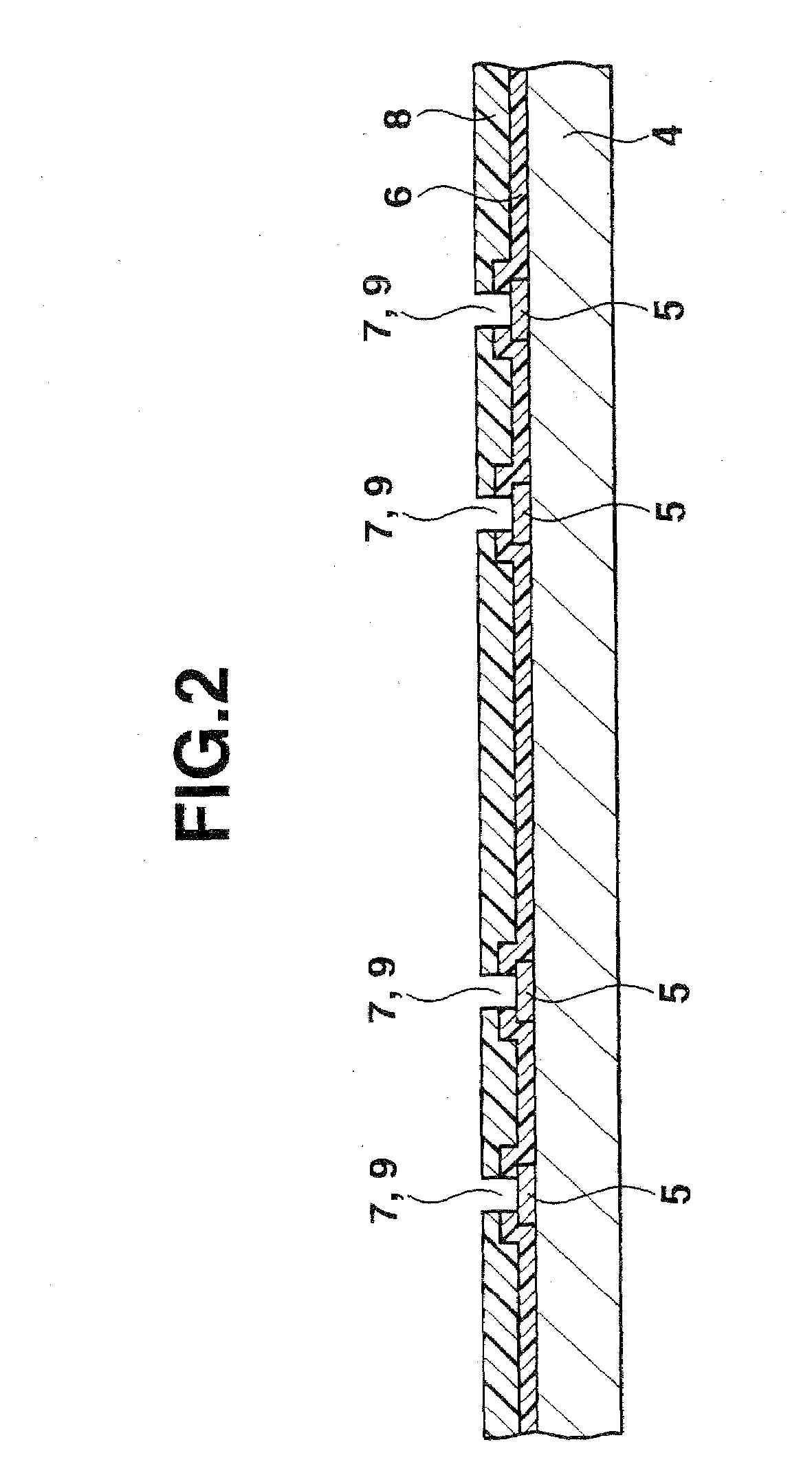 Semiconductor package including connected upper and lower interconnections, and manufacturing method thereof