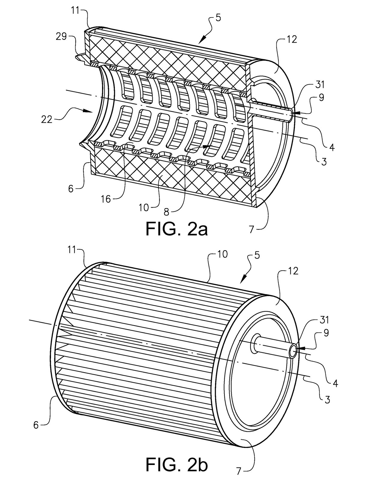 Filter element comprising two offset outlets in communication with filter inner space, as well| as corresponding housing