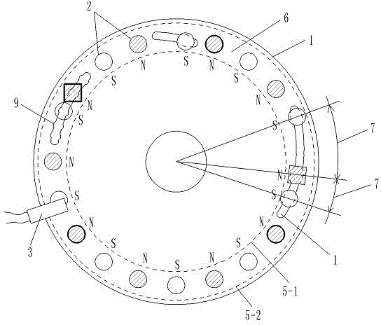 Power-assisted bicycle provided with rotary table type sensor provided with magnetic blocks with adjustable positions and magnetic fluxes