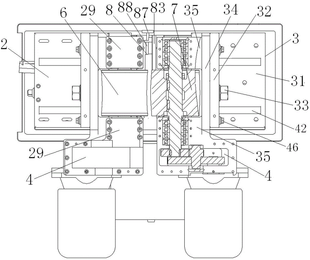 Connecting rod straightening machine and using method thereof