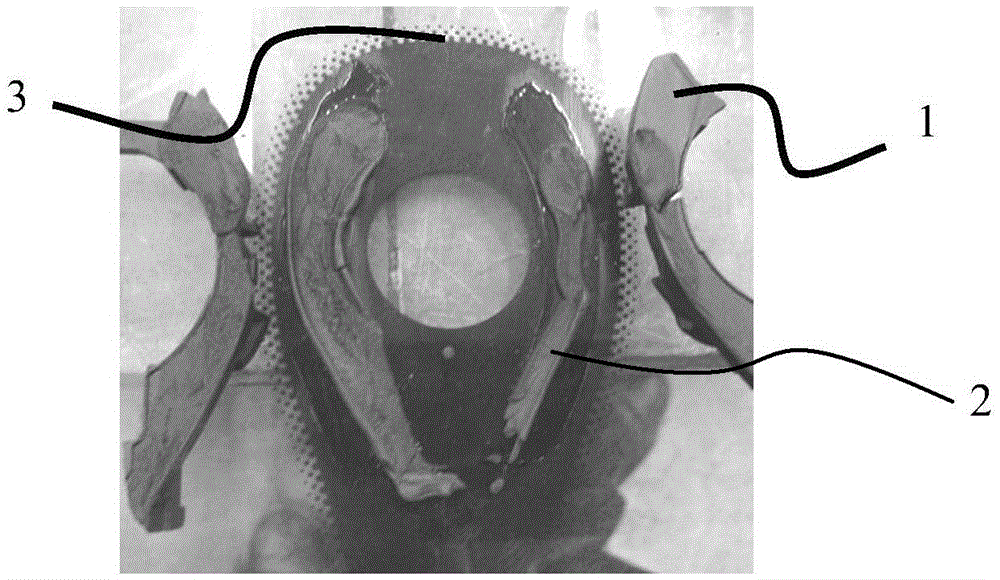 Surface treatment method of glass accessories