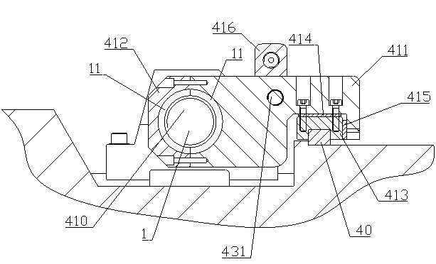 Movable support mechanism for ultra-long screw