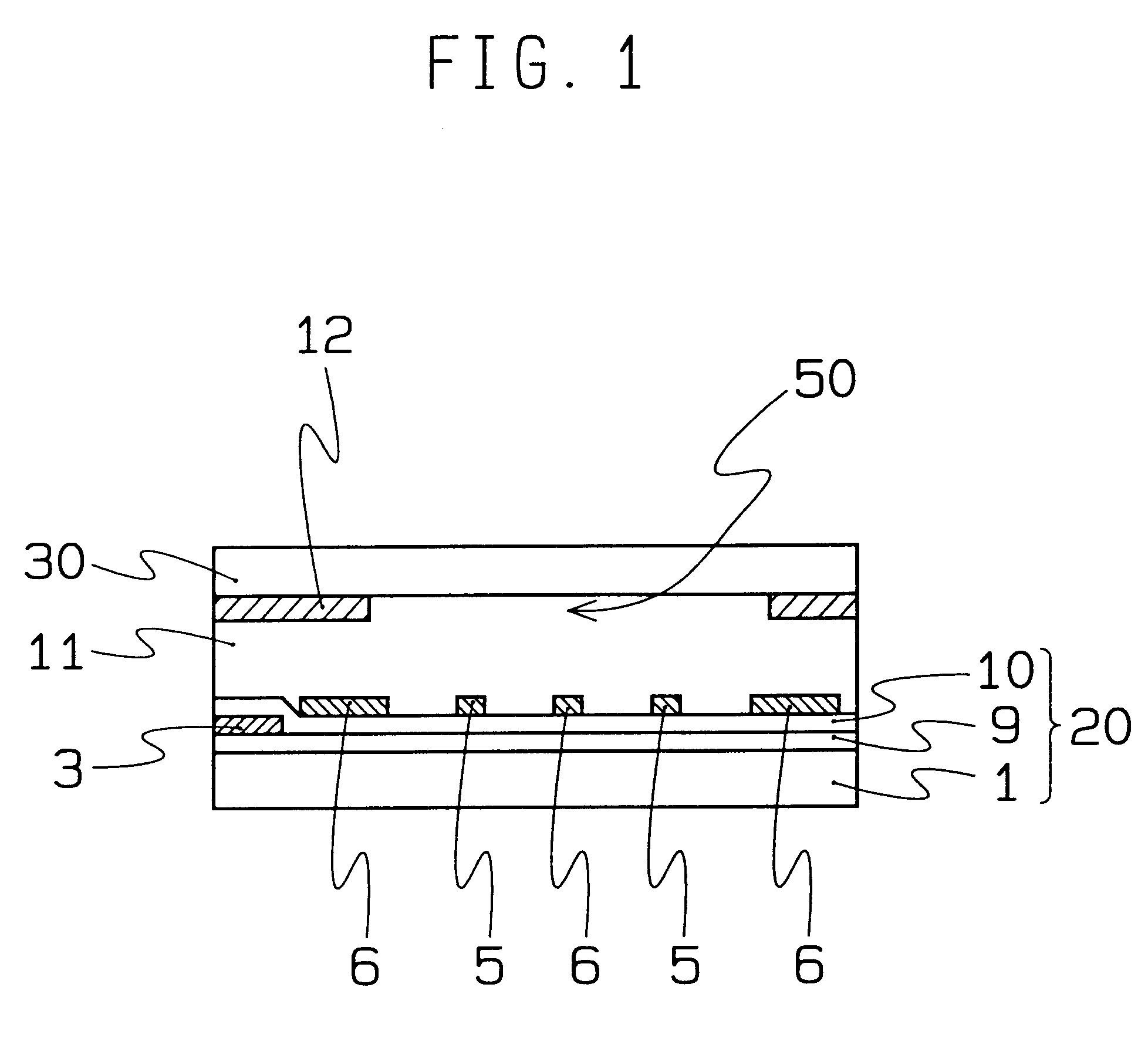 Plane switching liquid crystal displaying apparatus for improved luminance